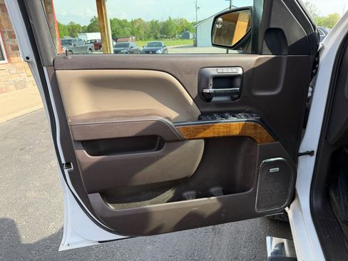 Used 2018 GMC Sierra 1500 SLT AWD/4WD image 12