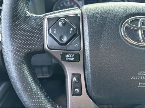 Used 2022 Toyota Tacoma SR5 image 21