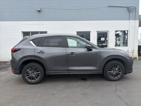 Used 2019 MAZDA CX-5 Touring image 4