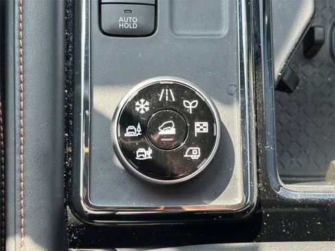 Used 2024 Nissan Pathfinder Rock Creek image 31