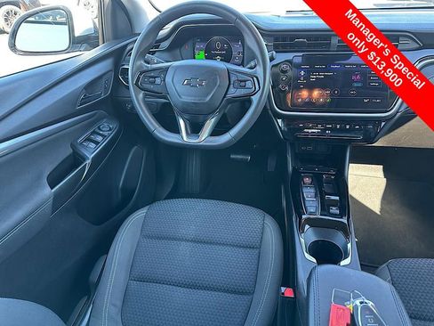 Used 2023 Chevrolet Bolt EUV LT w/ Driver Confidence Package image 17