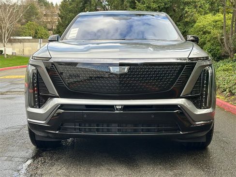 New 2026 Cadillac Vistiq Sport image 8