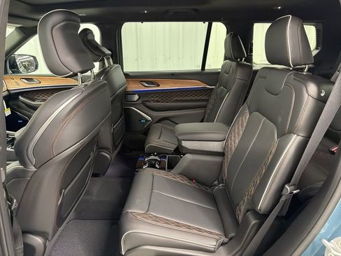 New 2026 Jeep Grand Cherokee L Summit AWD/4WD image 11
