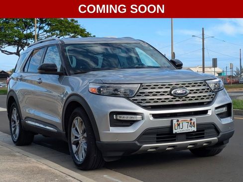 Used 2022 Ford Explorer Limited w/ Equipment Group 301A RWD image 6