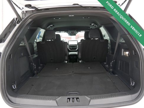 Used 2025 Ford Explorer ST image 10