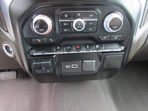 Used 2019 GMC Sierra 1500 SLE w/ SLE Value Package AWD/4WD image 20