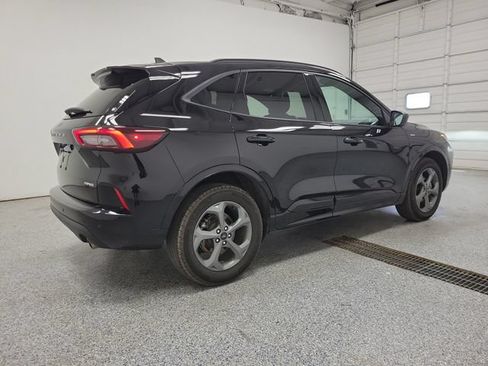 Used 2023 Ford Escape ST-Line w/ Tech Pack #1 AWD/4WD image 3