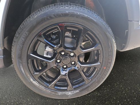 New 2026 Jeep Compass Latitude image 28