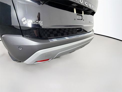 Used 2023 Nissan Rogue SV AWD/4WD image 39