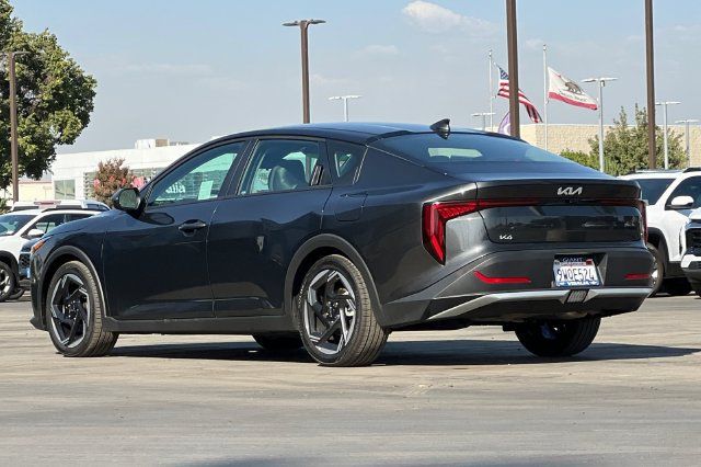 Used 2025 Kia K4 EX FWD image 6