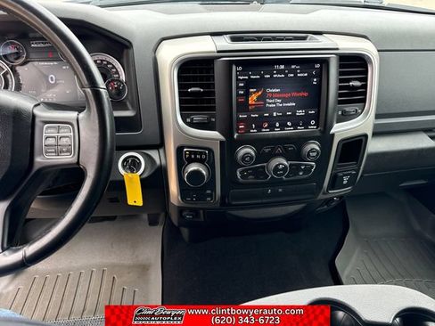 Used 2019 RAM 1500 Classic SLT w/ Luxury Group AWD/4WD image 17