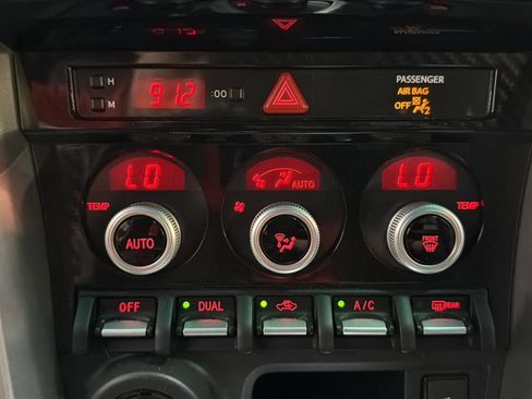 Used 2020 Subaru BRZ Limited w/ Performance Package image 28