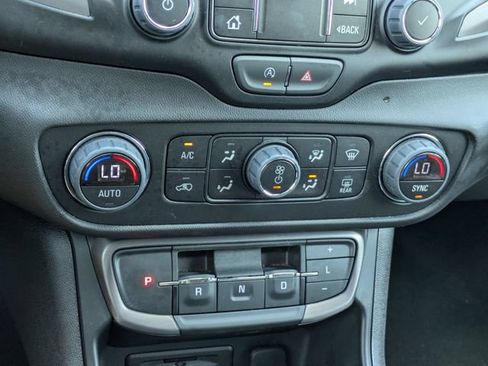 Certified 2024 GMC Terrain AT4 w/ Infotainment Package II AWD/4WD image 24