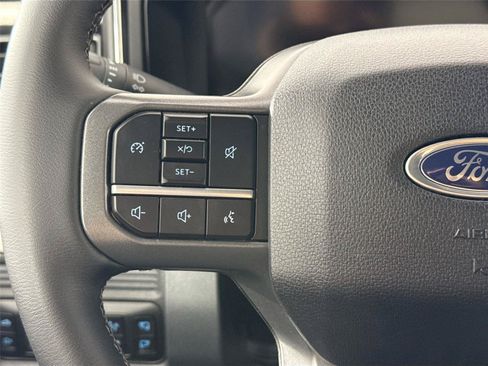 Used 2026 Ford F250 Lariat AWD/4WD image 18
