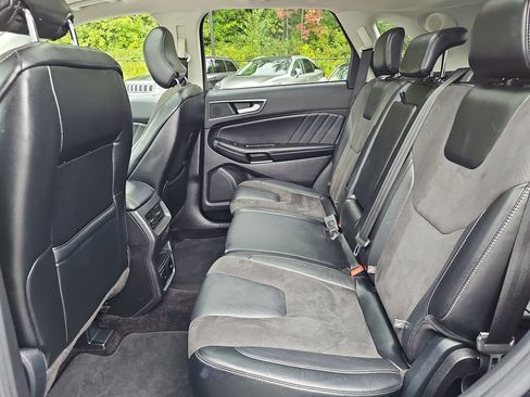 Used 2016 Ford Edge Sport w/ Equipment Group 401A AWD/4WD image 27