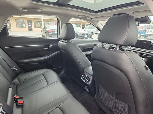 Certified 2023 Hyundai Sonata Limited FWD image 28