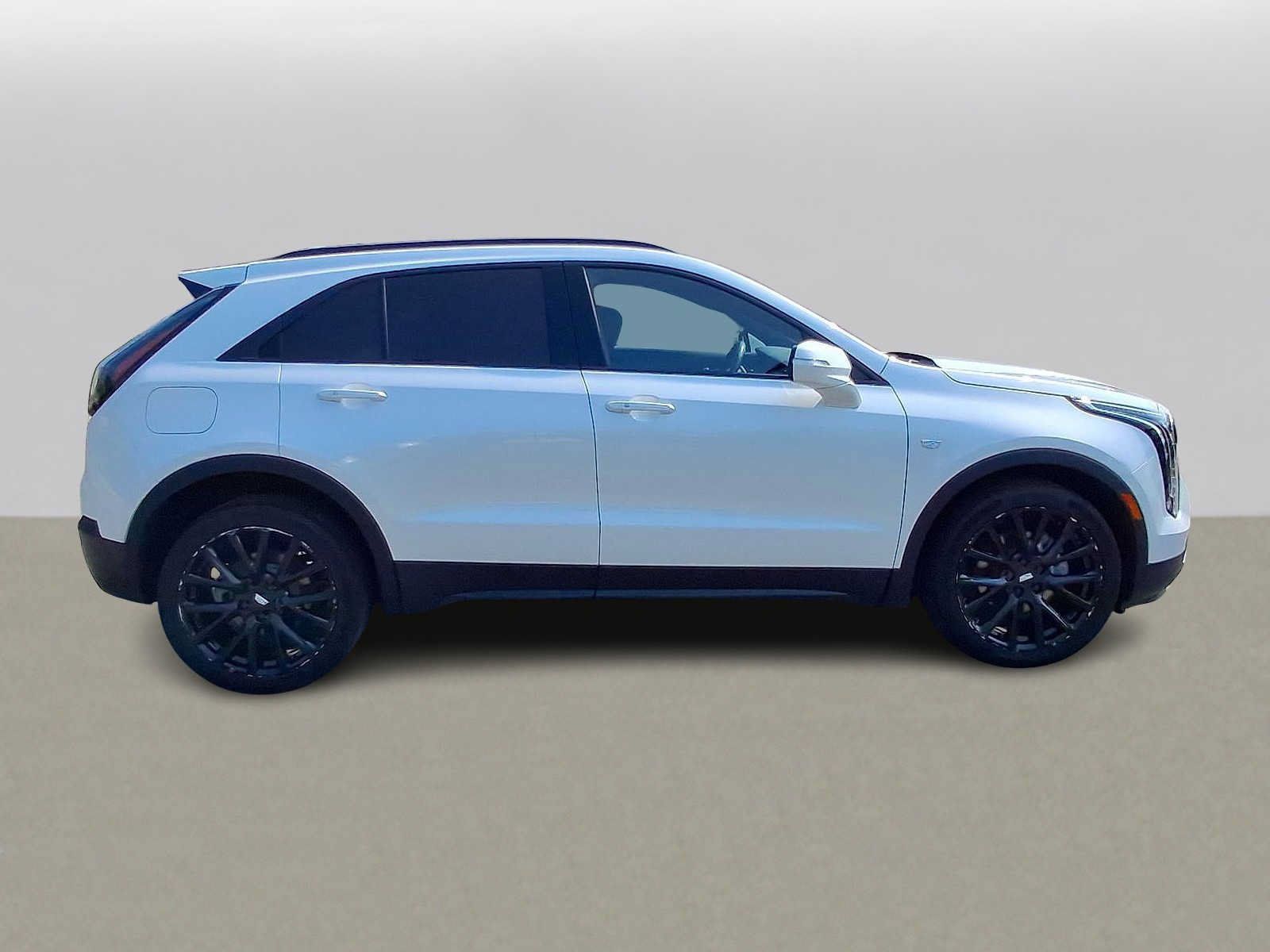 Used 2023 Cadillac XT4 Sport AWD/4WD image 32