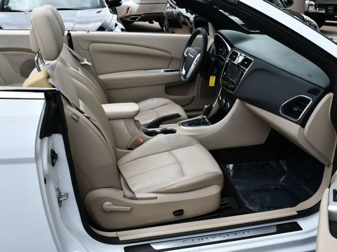 Used 2012 Chrysler 200 Limited FWD image 59