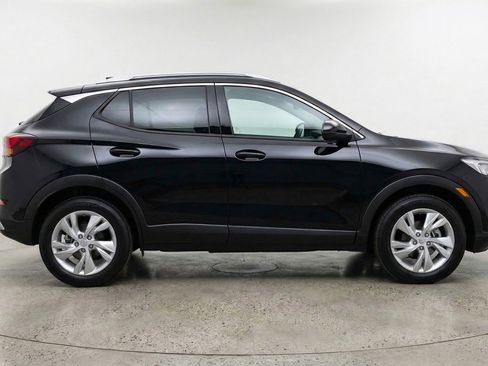 Used 2025 Buick Encore GX Preferred AWD/4WD image 11