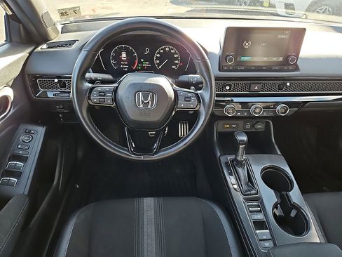Used 2023 Honda Civic Sport image 9