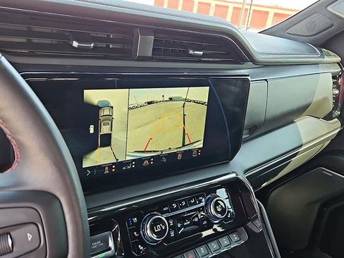 Used 2024 GMC Sierra 1500 AT4X image 16