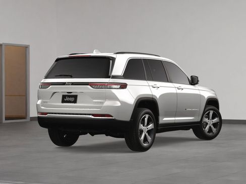 New 2024 Jeep Grand Cherokee Limited image 33
