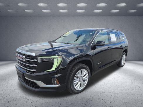 Used 2026 GMC Acadia Elevation w/ Elevation Premium Package FWD image 3