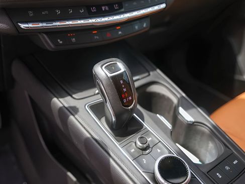 Used 2019 Cadillac XT4 Sport FWD image 23