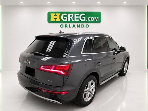 Used 2019 Audi Q5 2.0T Premium w/ Convenience Package AWD/4WD image 2