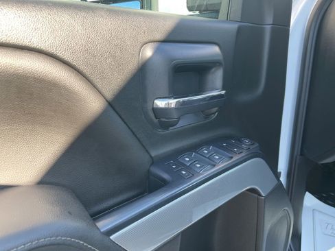 Used 2018 Chevrolet Silverado 2500 LT w/ LT Fleet Convenience Package image 10