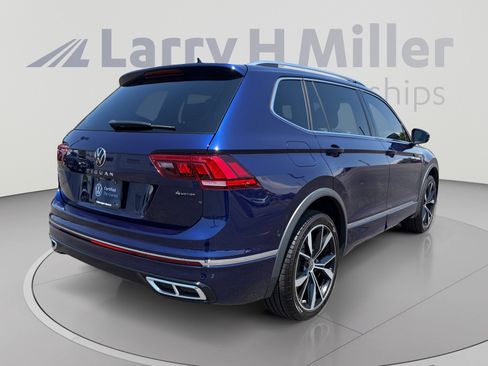 Used 2022 Volkswagen Tiguan SEL R-Line AWD/4WD image 5