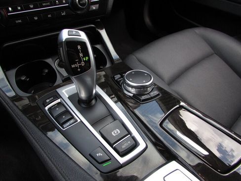 Used 2015 BMW 528i Sedan RWD image 20