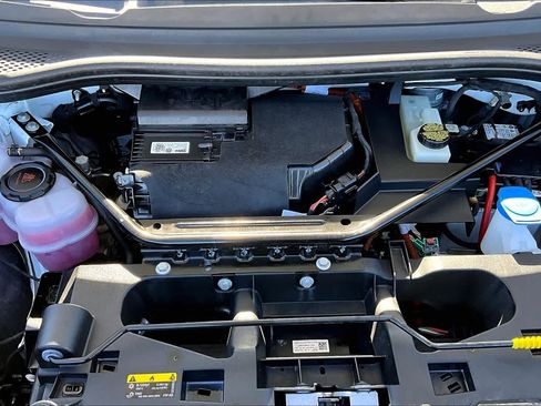 Used 2021 Volkswagen ID.4 Pro image 32