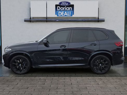 Used 2022 BMW X5 M50i w/ Executive Package image 6