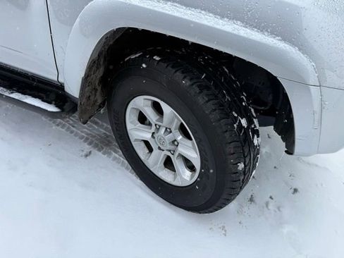 Used 2024 Toyota 4Runner SR5 image 3