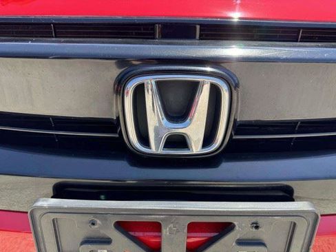 Used 2017 Honda Civic Sport image 12