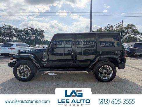 Used 2012 Jeep Wrangler Unlimited Sahara AWD/4WD image 6