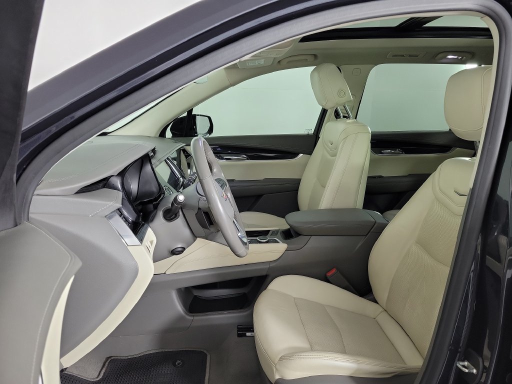 Used 2021 Cadillac XT6 Premium Luxury FWD image 19