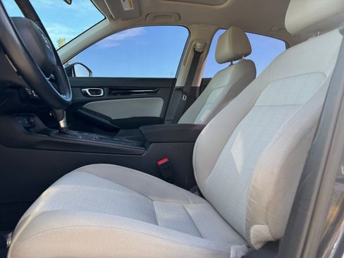 Used 2023 Honda Civic EX image 16