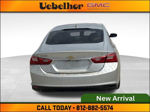 Used 2016 Chevrolet Malibu LT FWD image 7