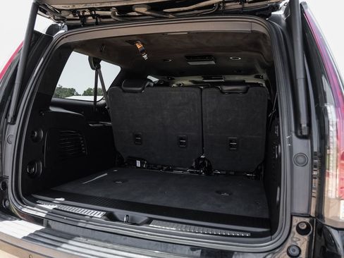 Used 2020 Cadillac Escalade ESV Platinum RWD image 59