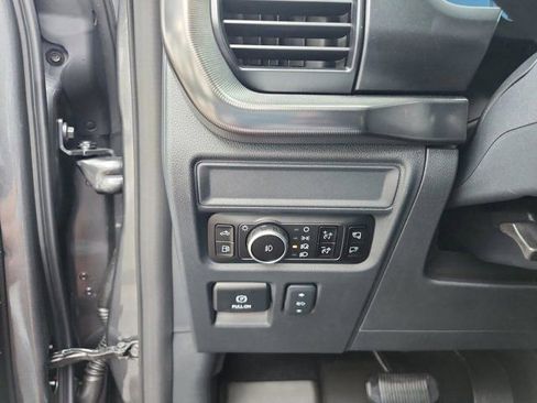 New 2025 Ford F150 Lariat w/ Equipment Group 502A High image 32