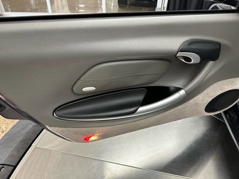 Used 2004 Porsche Boxster S RWD image 19