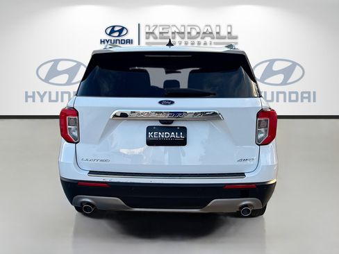 Used 2024 Ford Explorer Limited image 5