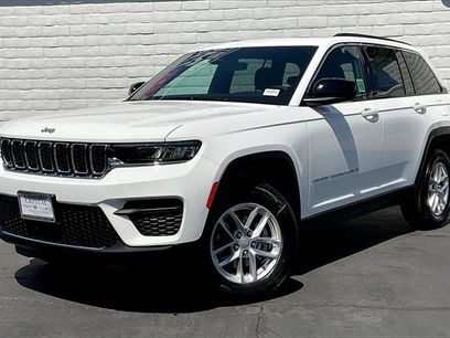 New 2025 Jeep Grand Cherokee Laredo X w/ Luxury Tech Group I