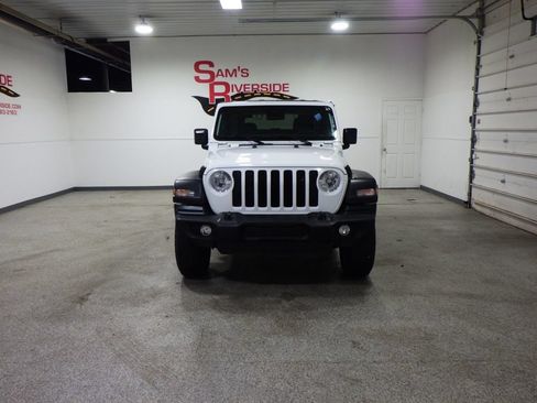 Used 2024 Jeep Wrangler Sport AWD/4WD image 6
