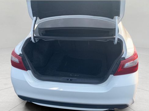 Used 2018 Nissan Altima 2.5 SL FWD image 23