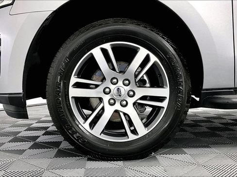 Used 2024 Ford Expedition Max Limited RWD image 8