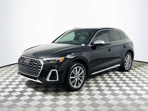 Used 2022 Audi SQ5 Premium Plus w/ Premium Plus Package AWD/4WD image 3