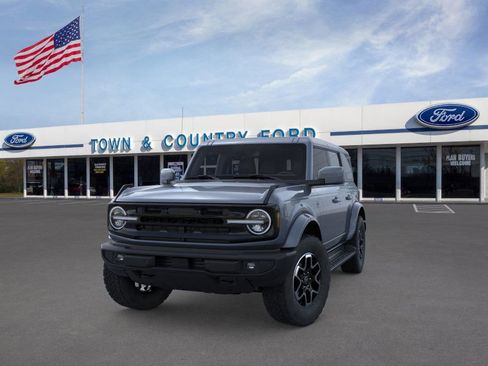 New 2025 Ford Bronco Outer Banks AWD/4WD image 2